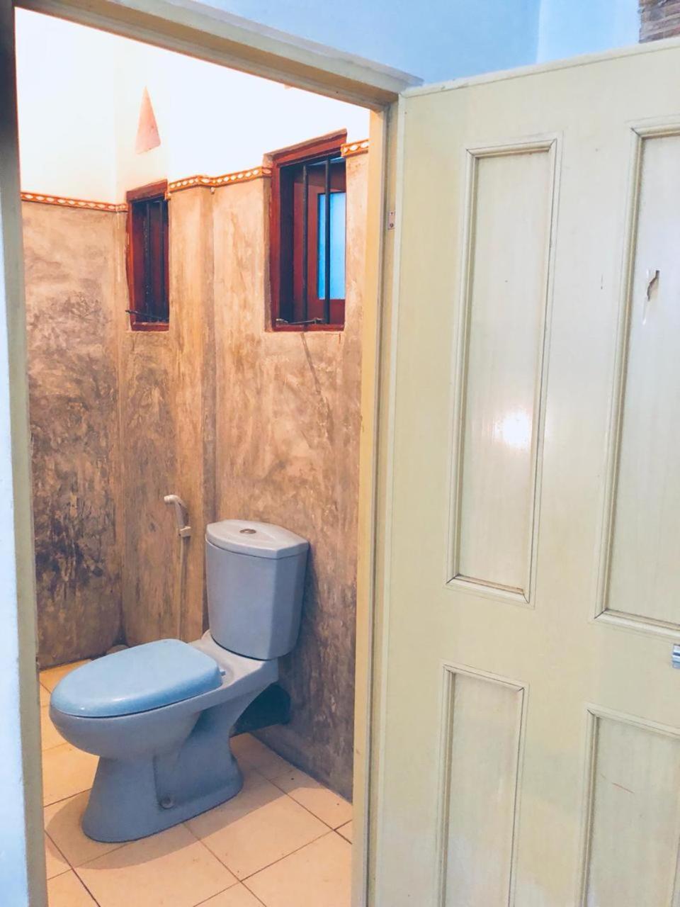 House Of Ahasna Bed & Breakfast Katunayaka Dış mekan fotoğraf