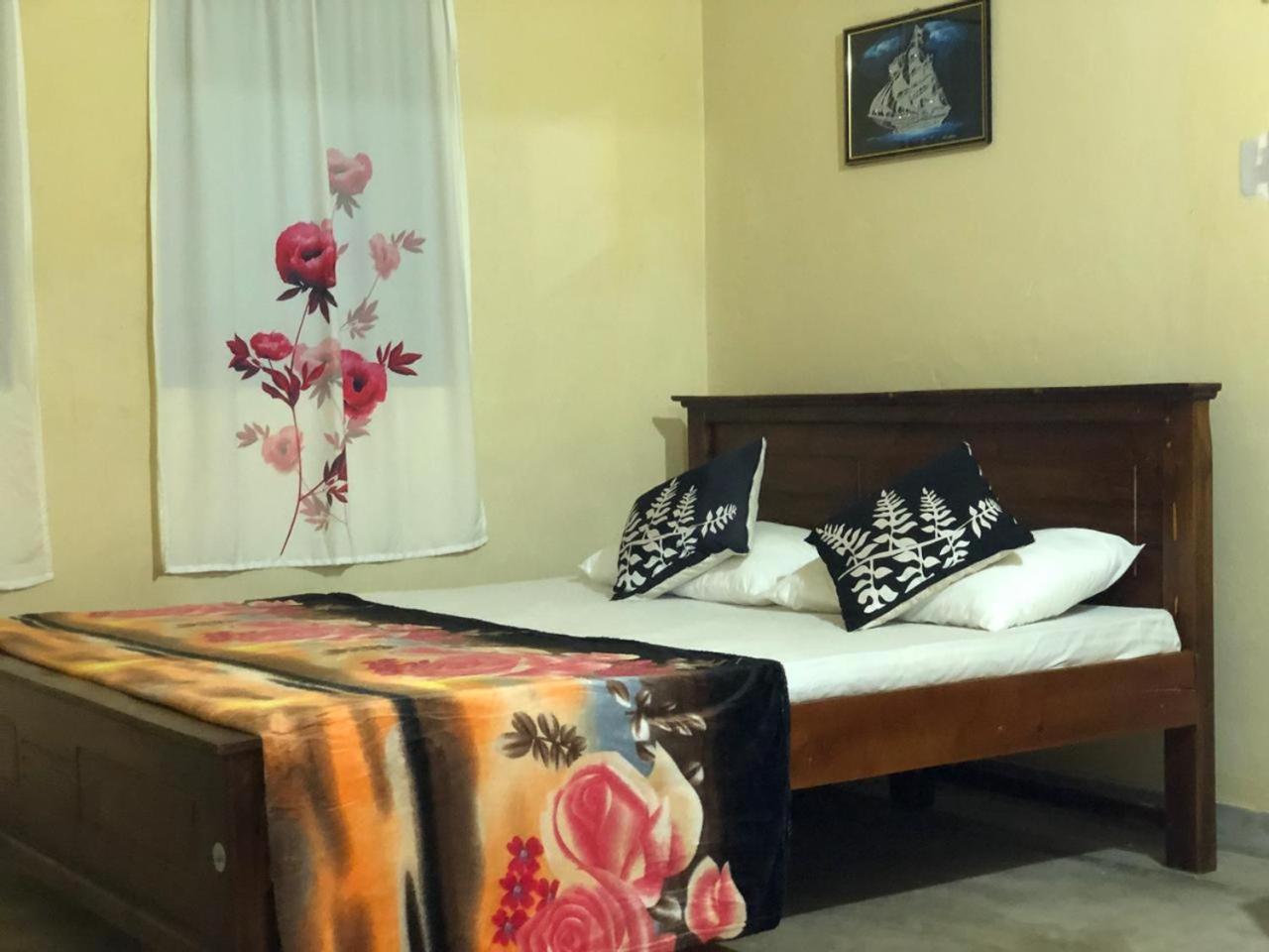 House Of Ahasna Bed & Breakfast Katunayaka Dış mekan fotoğraf