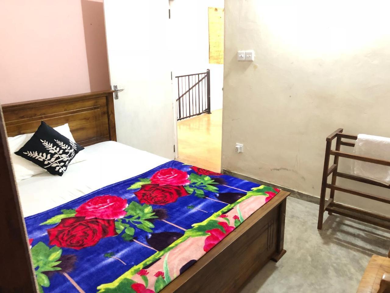 House Of Ahasna Bed & Breakfast Katunayaka Dış mekan fotoğraf